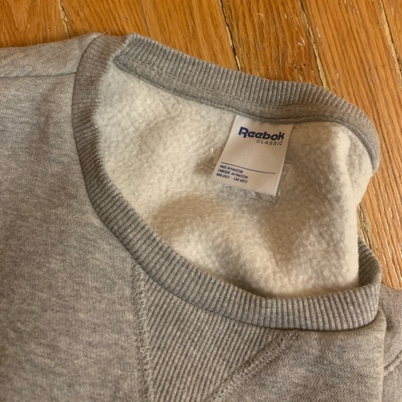 Reebok classic crew neck sweater - Picture 4 of 4